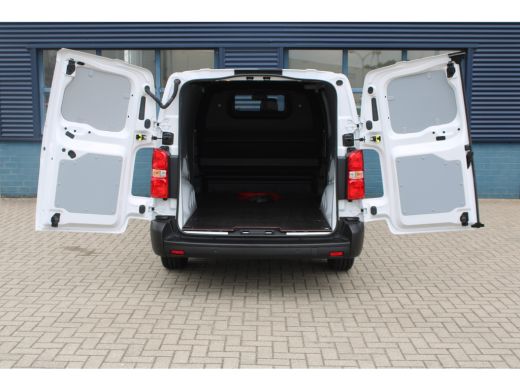 Peugeot e-Expert L3 75 kWh | 8 JAAR GARANTIE | CAMERA | NAVI | BETIMMERING | DRAADLOOS CARPLAY | COMFORT WAND | ActivLease financial lease