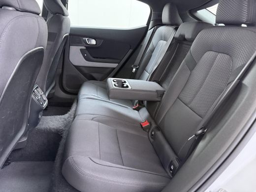 Polestar 2 Long Range Single Motor 78 kWh VAN: 28.900,- VOOR: 26.877,- UW WKVOORDEEL: 2.023,- | SOH 95% | EL... ActivLease financial lease