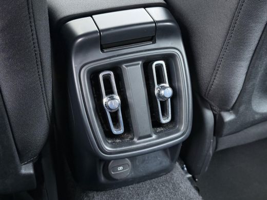 Polestar 2 Long Range Single Motor 78 kWh VAN: 28.900,- VOOR: 26.877,- UW WKVOORDEEL: 2.023,- | SOH 95% | EL... ActivLease financial lease