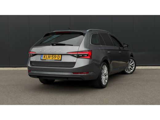 Skoda Superb Combi 1.4 TSI iV 218pk Business Edition Plus | Trekhaak | 360 Camera | Leder | Stoelverwarming & ... ActivLease financial lease