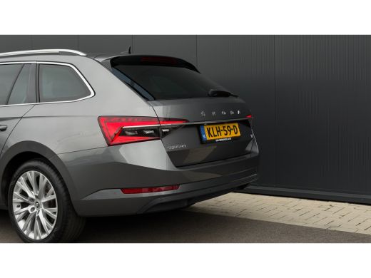 Skoda Superb Combi 1.4 TSI iV 218pk Business Edition Plus | Trekhaak | 360 Camera | Leder | Stoelverwarming & ... ActivLease financial lease