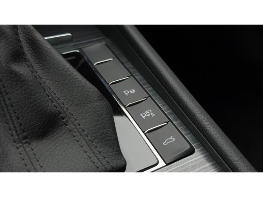Skoda Superb Combi 1.4 TSI iV 218pk Business Edition Plus | Trekhaak | 360 Camera | Leder | Stoelverwarming & ... ActivLease financial lease