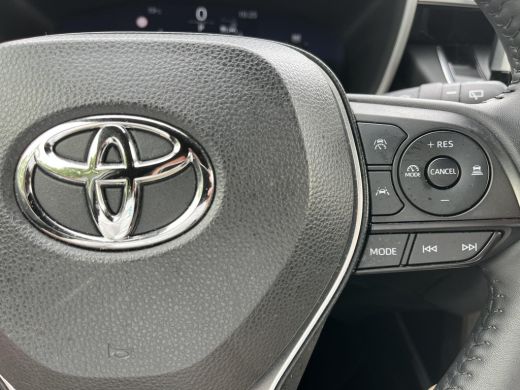 Toyota Corolla Cross Hybrid 140 Dynamic | Navigatie | LED koplampen | Keyless entry | 18 inch LM-velgen | ActivLease financial lease
