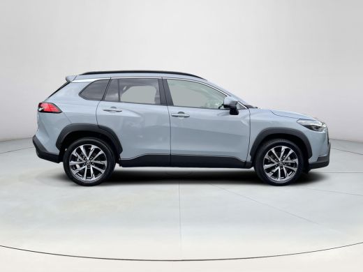 Toyota Corolla Cross Hybrid 140 Dynamic | Navigatie | LED koplampen | Keyless entry | 18 inch LM-velgen | ActivLease financial lease