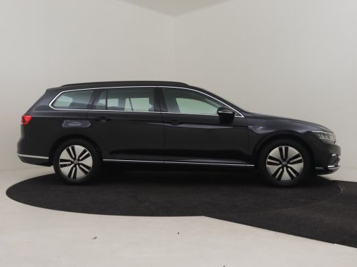 Volkswagen Passat Variant 1.4 TSI PHEV GTE Business 218Pk DSG/AUTO | Elektr.Trekhaak | Camera | Cruise control adap... ActivLease financial lease