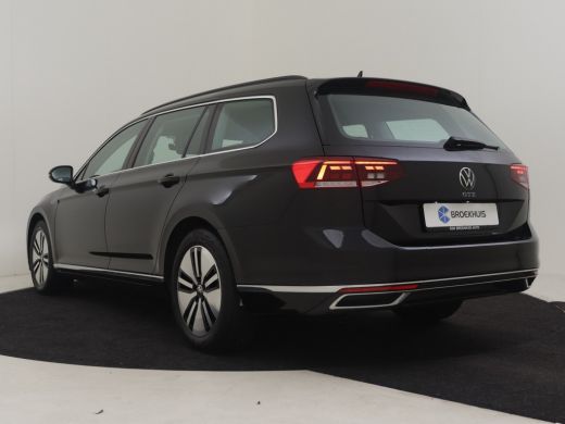 Volkswagen Passat Variant 1.4 TSI PHEV GTE Business 218Pk DSG/AUTO | Elektr.Trekhaak | Camera | Cruise control adap... ActivLease financial lease