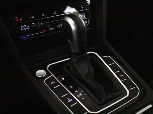 Volkswagen Passat Variant 1.4 TSI PHEV GTE Business 218Pk DSG/AUTO | Elektr.Trekhaak | Camera | Cruise control adap... ActivLease financial lease