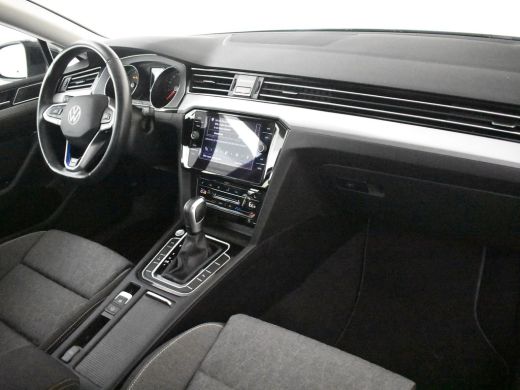 Volkswagen Passat Variant 1.4 TSI PHEV GTE Business 218Pk DSG/AUTO | Elektr.Trekhaak | Camera | Cruise control adap... ActivLease financial lease