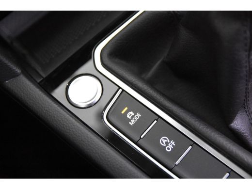 Volkswagen Passat Variant 1.5 TSI *1ste Eigenaar*Panoramadak*Trekhaak*Navigatie* ActivLease financial lease