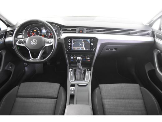 Volkswagen Passat Variant 1.5 TSI *1ste Eigenaar*Panoramadak*Trekhaak*Navigatie* ActivLease financial lease