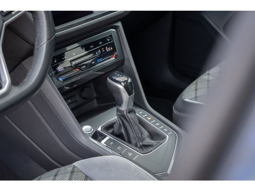 Volkswagen Tiguan 1.4 TSI eHybrid R-Line Business+ | Pano | 360 camera | Black-style | Cruise adaptief | Dodehoek d... ActivLease financial lease