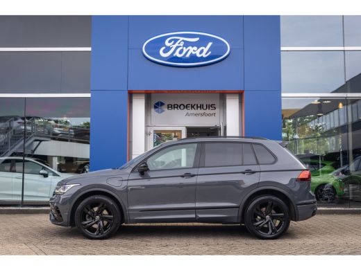 Volkswagen Tiguan 1.4 TSI eHybrid R-Line Business+ | Pano | 360 camera | Black-style | Cruise adaptief | Dodehoek d... ActivLease financial lease