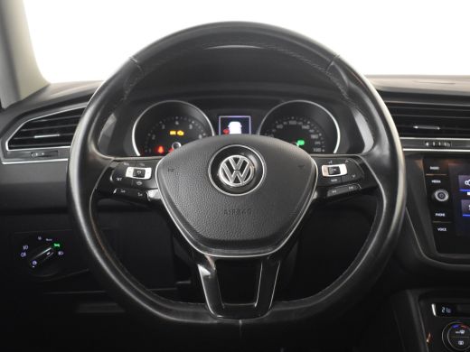 Volkswagen Tiguan Allspace 1.5 TSI Comfortline Business 150PK DSG/AUTO | Trekhaak uitklapbaar | Achteruitrijcamera | Apple c... ActivLease financial lease