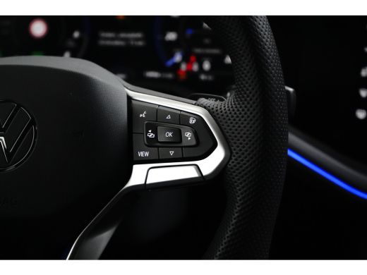 Volkswagen Touareg 3.0 TSI eHybrid 462 pk 4 Motion R | Trekhaak wegklapbaar | Luchtvering | Elektrische geheugen sto... ActivLease financial lease