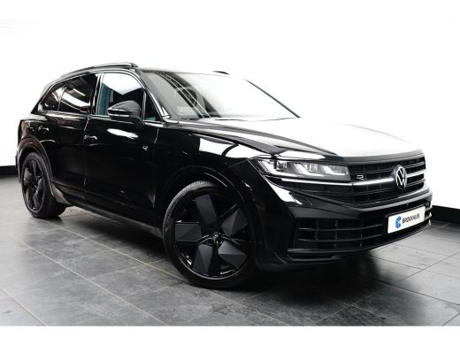 Volkswagen Touareg 3.0 TSI eHybrid 462 pk 4 Motion R | Trekhaak wegklapbaar | Luchtvering | Elektrische geheugen sto... ActivLease financial lease