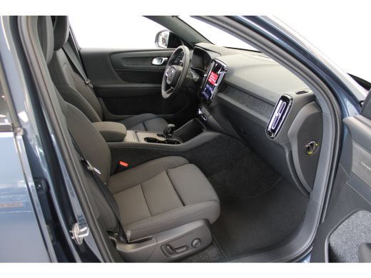 Volvo  EC40 Single Plus Europa Black Edition 70kWh Power Seats | Climate Pack | 20" | Elektr. achterklep ActivLease financial lease
