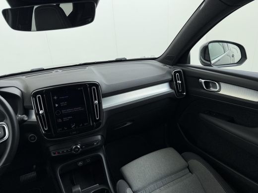 Volvo  XC40 1.5 T4 Plug-in hybrid Core Bright BOMVOL! | STOEL + STUURVERWARMING |ELEK. TREKHAAK | KEYLESS | D... ActivLease financial lease