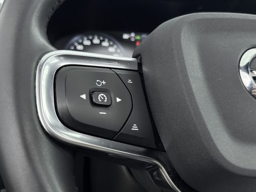 Volvo  XC40 1.5 T5 Recharge R-Design | Trekhaak | Panoramadak | Stoel + Stuurverwarming | Adaptive Cruiscontr... ActivLease financial lease