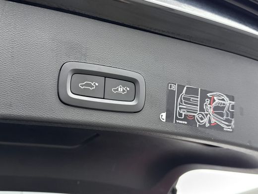 Volvo  XC40 1.5 T5 Recharge R-Design | Trekhaak | Panoramadak | Stoel + Stuurverwarming | Adaptive Cruiscontr... ActivLease financial lease
