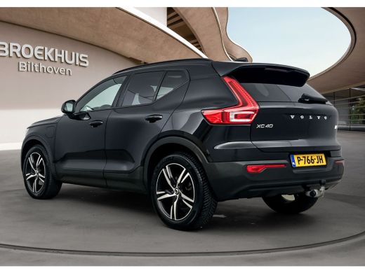 Volvo  XC40 1.5 T5 Recharge R-Design | Trekhaak | Panoramadak | Stoel + Stuurverwarming | Adaptive Cruiscontr... ActivLease financial lease