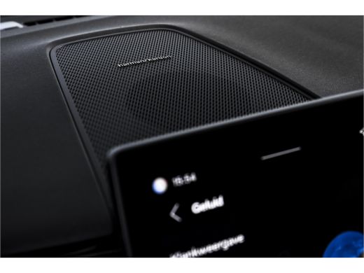 Volvo  XC60 2.0 T6 Plug-in hybrid AWD Plus Black Edition | Harman/Kardon | S/K-Panodak | Dig. Cockpit | Adapt... ActivLease financial lease
