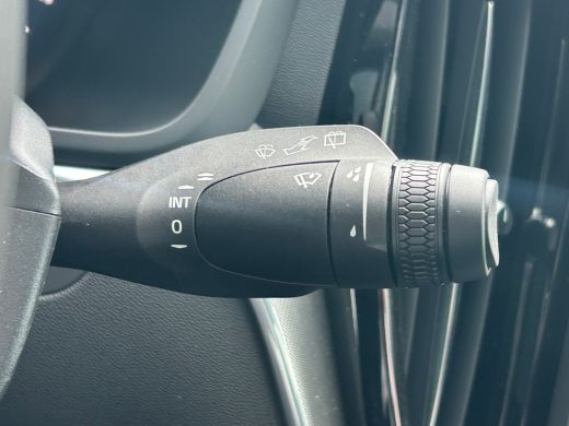 Volvo  XC60 2.0 T6 Plug-in hybrid AWD Plus Black Edition | Stoelventilatie | Trekhaak | HU-Display | 360 came... ActivLease financial lease
