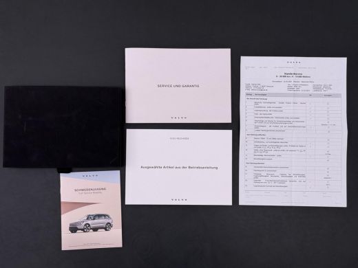 Volvo  XC60 2.0 T6 Plug-in hybrid AWD R-Design BOMVOL!! | 22K KM!! | STOEL+ACHTERBANK+ STUURVERWARMING | PANO... ActivLease financial lease