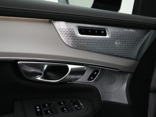 Volvo  XC90 2.0 T8 Plug-in hybrid AWD Ultra Dark Exec. Ed. | 2 stoelen op derde rij | Apple Carplay/Android A... ActivLease financial lease