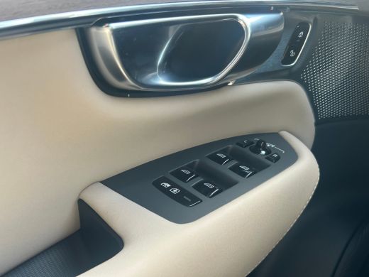 Volvo  XC90 T8 Ultra Black Ed. Exec. HEICO SPORTIV | HEICO SPORTIV! | Full option! | Luchtvering | Massage | ... ActivLease financial lease