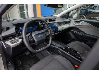 Ford Puma Gen-E 44 kWh | Camera | Stoel/stuur/voorruit verwarming | Cruise control | Full-LED | Apple Carplay/And...