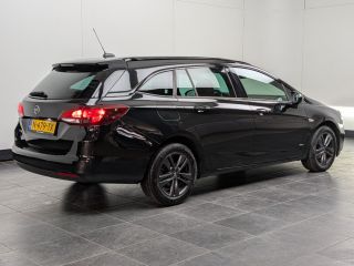 Opel Astra Sports Tourer 1.2 Design & Tech l 1e Eigenaar l Dealeronderhoud l Camera l Voorruit Verwarming l ...