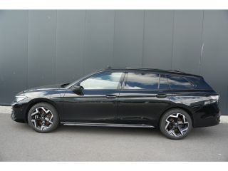 Volkswagen Passat Variant 1.5 eHybrid 272pk R-Line Edition | Panoramadak | Trekhaak | 360 Camera | Stuur & Stoelver...