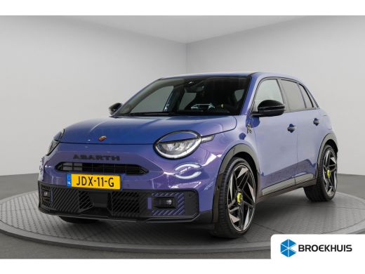 Abarth 600e Scorpionissima 54 kWh | 8 Jaar Garantie | Design Pack | Tech Pack | Winter Pack | Gaming Pack | 2...