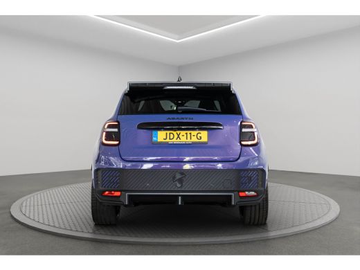 Abarth 600e Scorpionissima 54 kWh | 8 Jaar Garantie | Design Pack | Tech Pack | Winter Pack | Gaming Pack | 2... ActivLease financial lease