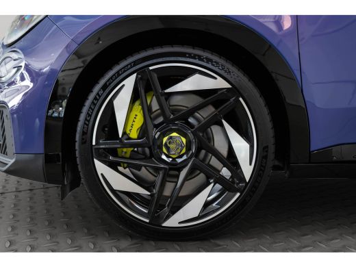 Abarth 600e Scorpionissima 54 kWh | 8 Jaar Garantie | Design Pack | Tech Pack | Winter Pack | Gaming Pack | 2... ActivLease financial lease