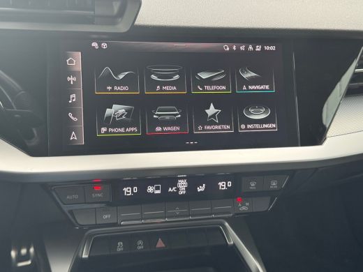 Audi A3 Sportback 35 150pk TFSI S edition Optiekpakket zwart |  Cruise Control | Smartphone-interface ActivLease financial lease