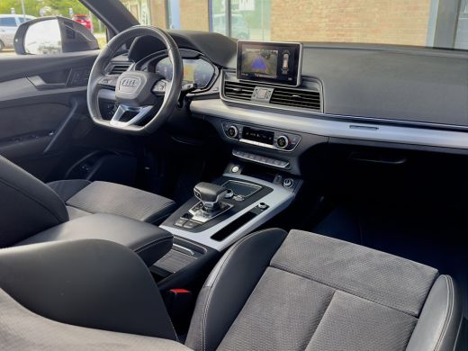 Audi Q5 55 TFSI e QUATTRO AUT7 COMPETITION 3X-SLINE PANODAK LEDER NAVI CAMERA DIGI-DASH APPLE-CARPLAY LED... ActivLease financial lease