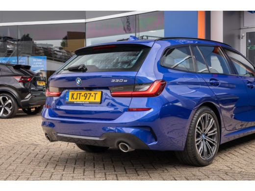 BMW 3 Serie Touring 330e Business Edition Plus | M-pakket | Cruise adaptief | Laser LED | Stoel+stuur verwarm... ActivLease financial lease