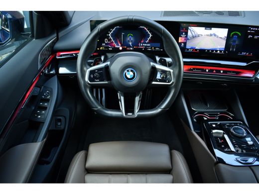 BMW 5 Serie 550e xDrive M-Sport Pro B&W Trekh Prof-onderstel 20inch ActivLease financial lease