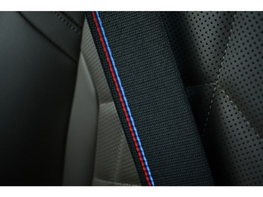 BMW 5 Serie 550e xDrive M-Sport Pro B&W Trekh Prof-onderstel 20inch ActivLease financial lease