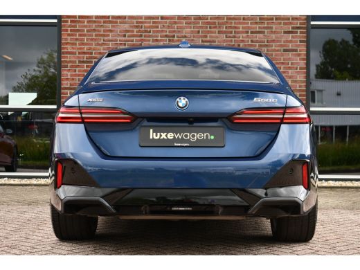 BMW 5 Serie 550e xDrive M-Sport Pro B&W Trekh Prof-onderstel 20inch ActivLease financial lease