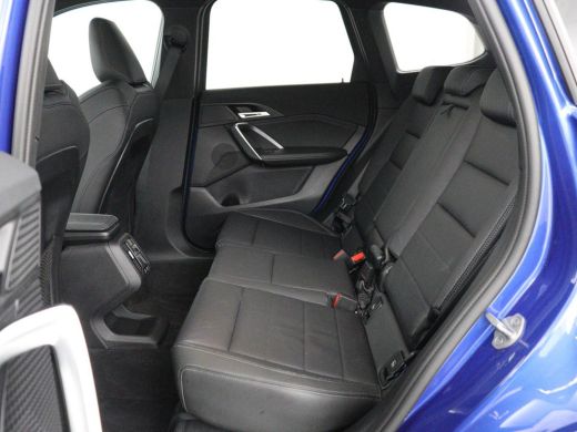 BMW X1 M Sport | xDrive23i | Adaptive Cruise | Trekhaak | Head-Up | Leder | 360 camera | Stoelverwarming... ActivLease financial lease