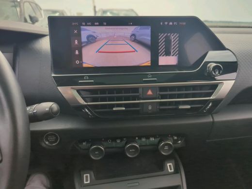 Citroën &euml;-C4 X Shine 50 kWh | Schuif-/Kanteldak | Navigatie | Leder | HUD | Stoel/Stuurverwarming | !! ActivLease financial lease