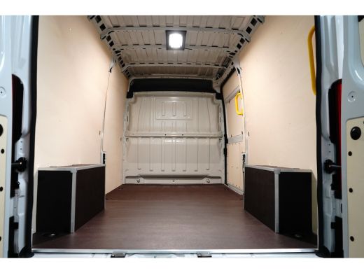 Citroën Jumper 2.2 BlueHDi 140 S&S L3H2 3.5t | BPM vrij | | 2 zitplaatsen rechtsvoor | Achteruitrijcamera | Crui... ActivLease financial lease