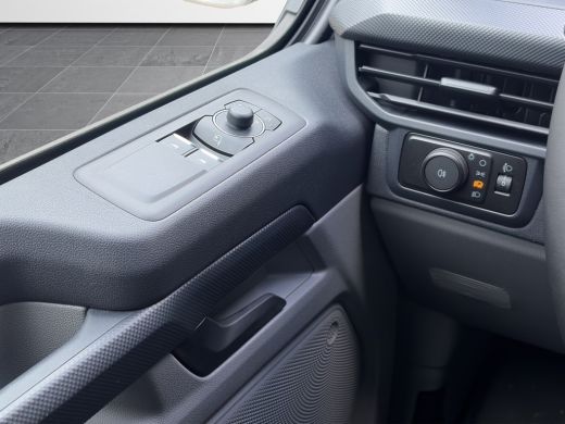 Ford E-Transit Custom 320 L1H1 136pk Trend 71 kWh | Nieuw! | WLTP range 370km | Ford Protect 2+3 jaar | Laadruimte afwe... ActivLease financial lease