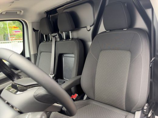 Ford E-Transit Custom 320 L1H1 136pk Trend 71 kWh | Nieuw! | WLTP range 370km | Ford Protect 2+3 jaar | Laadruimte afwe... ActivLease financial lease