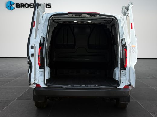 Ford E-Transit Custom Transit E-Custom Trend 136pk L1 RWD | Nieuw | Ford Protect 2 + 3 garantie | 2.300 kg Trekgewicht ... ActivLease financial lease