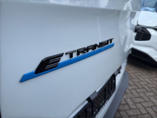 Ford E-Transit Custom Transit E-Custom Trend 136pk L1 RWD | Nieuw | Ford Protect 2 + 3 garantie | 2.300 kg Trekgewicht ... ActivLease financial lease