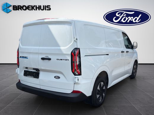Ford E-Transit Custom Transit E-Custom Trend 136pk L1 RWD | Nieuw | Ford Protect 2 + 3 garantie | 2.300 kg Trekgewicht ... ActivLease financial lease
