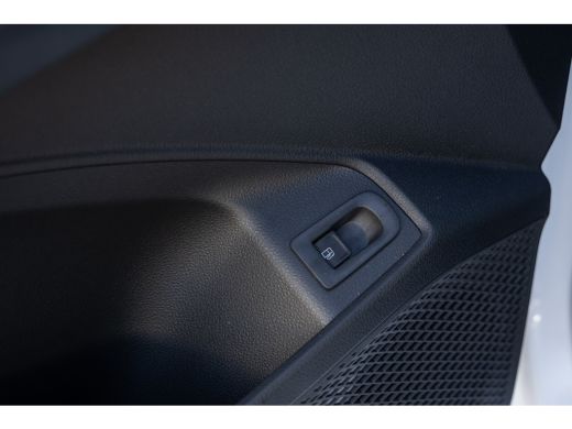 Ford Transit Connect 1.5 EcoBoost PHEV L2 Trend | BPM vrij* | Apple Carplay/Android Auto | Cruise control | Volledig d... ActivLease financial lease
